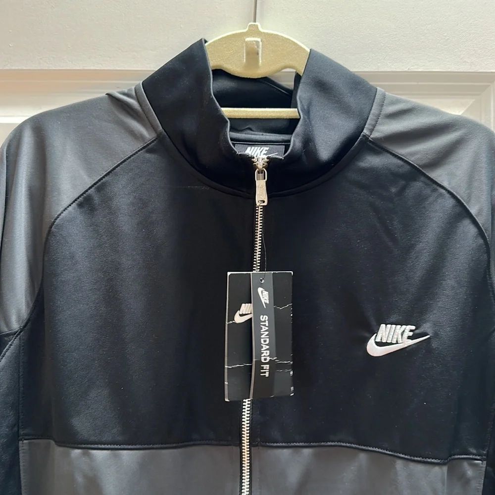 Men’s Nike track jacket Size XL Tall - Picture 2 of 6